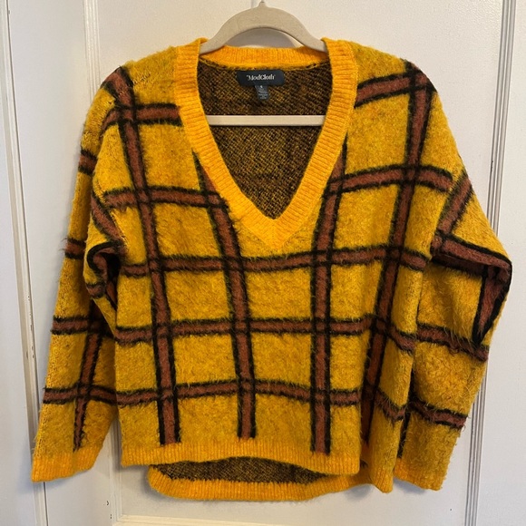 ModCloth Plaid V-neck Sweater - Picture 2 of 2